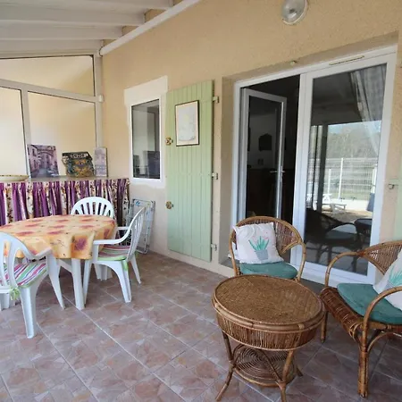 Belle Villa: Seaside Retreat With Pool And Nature Views Villa Portiragnes