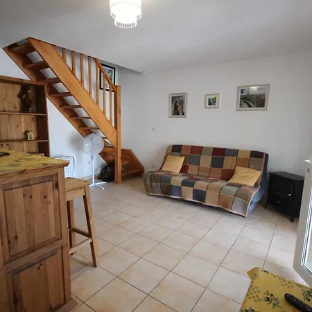 Villa Belle Villa: Seaside Retreat With Pool And Nature Views *